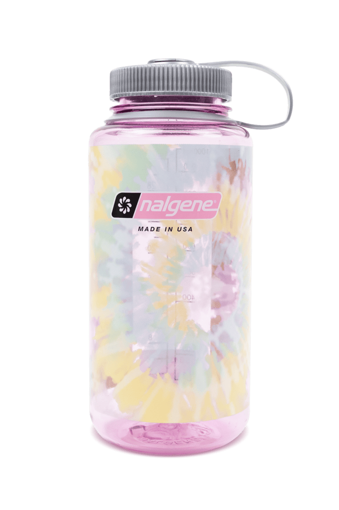 32oz Wide Mouth Tie-Dye Print Bottle in pink with a gray lid and colorful tie-dye pattern inside.